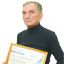 Журналист газеты “Грани” Валерий Мутрисков с дипломом за лучшую публикацию.