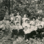 Июнь 1964 года. Летний пионерский лагерь при школе № 20 г. Чебоксары. Роза Васильевна Заикина с учениками в Ельниковской роще.