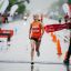 Алина Прокопьева финиширует с рекордом трассы в Московском полумарафоне.  Фото с сайта Федерации легкой атлетики РФ